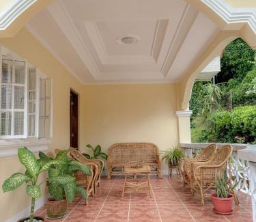 Badoc Apartment | Cajigal Farmhouse - high speed converge internet and AC in 2 bedrooms