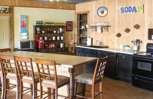 Negreet Cabin | Cajun Party Place .