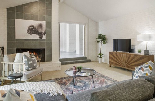 South Tulsa House | California Contemporary Estate with large lap pool and Guest house