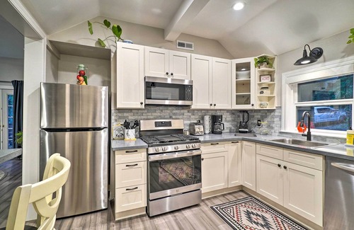 Ben Lomond Cottage | California Cottage < 4 Mi to Redwood Hiking Trails