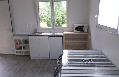 Langueux Apartment | Calm studio in Langueux strikes