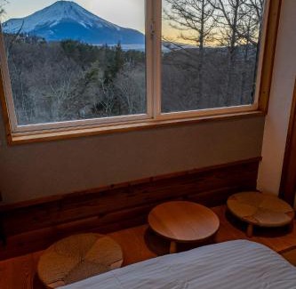 Yamanakako Villa | Calm villa 富士山中湖