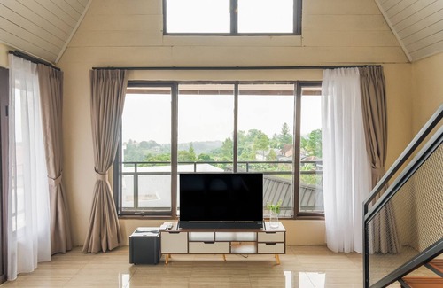 Cisarua Villa | Calma Resort Megamendung