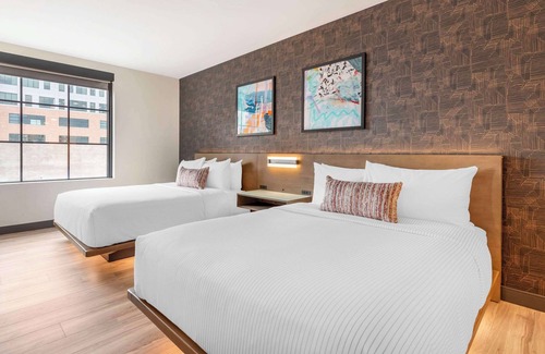 River North Art District Hotel | Cambria Hotel Denver Downtown RiNo