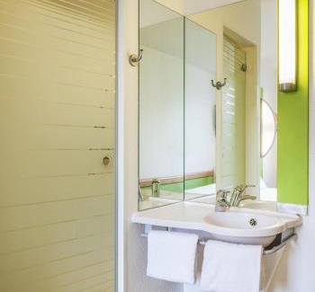 Bradford Hotel | Cambridge Hotel Bradford Central