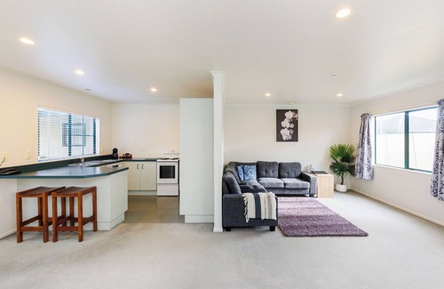 Palmerston North Hotel | Camelot Motor Lodge