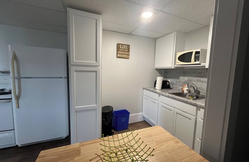 Shoal Harbour Apartment | Camia Inn- Newly Renovated Basement