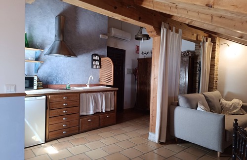 Consuegra Apartment | 'Campanario' Studio, Wi-Fi and Air Conditioning