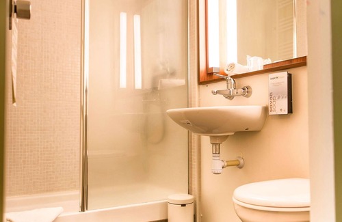 Saint-Arnoult Hotel | Campanile Deauville St Arnoult