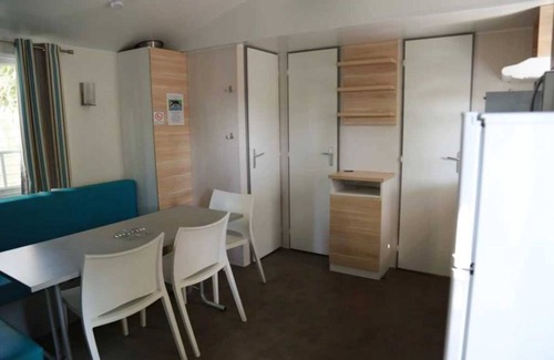 Villeneuve-les-Beziers House | Camping 4 étoiles - Piscine - ccaffce