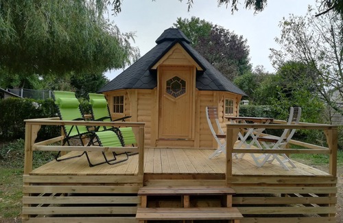 Mousseaux-sur-Seine RV Rental | Camping Loisirs des Groux