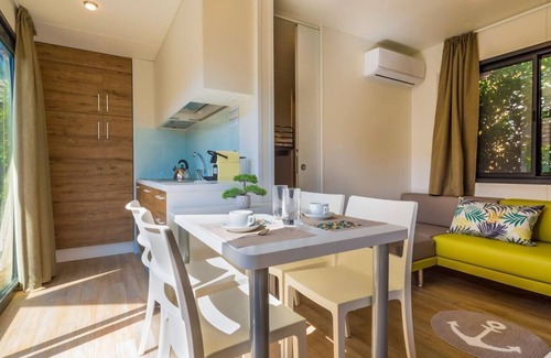 San Felice del Benaco House | Camping Village Piccola Gardiola Mobilehome Baia New Project for 5 persons