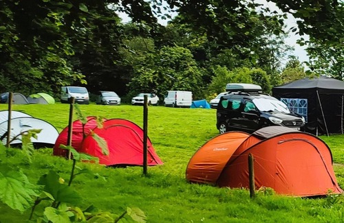 Motreff RV Rental | Campsite 5 min from Carhaix. Vieilles Charrues. shuttle and swimming pool included