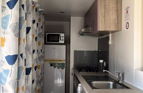 Tremolat House | Campsite Flower Les Berges de la Dordogne * - Comfort Mobile Home 32m² Malaga - 3 bedrooms + Covered terrace, air conditioning, TV, dishwasher 6 people