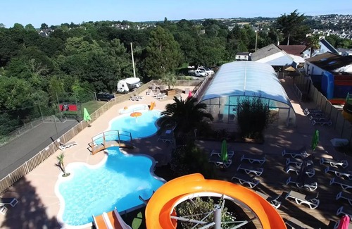 Binic House | Campsite LE PANORAMIC * - MOBILE HOME CARAIBES 3 bedrooms 40m2 with semi covered terrace 6 people