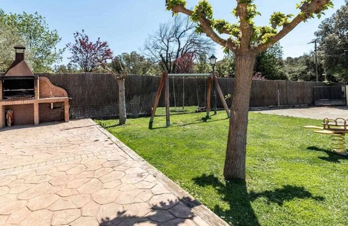 Llambilles House | Can Bugantó - spacious house with pool and garden