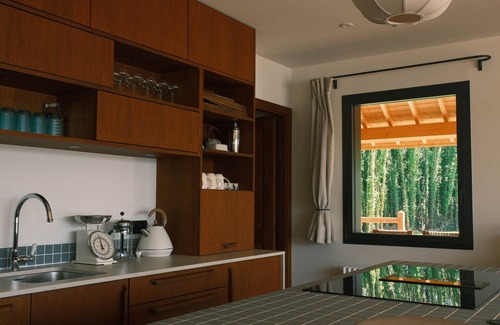 Gamaches Ski Chalet | Canadian house on stilts - Lakeside