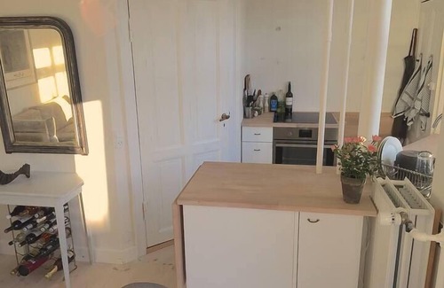 Christianshavn Apartment | Canal Calm apt Summar
