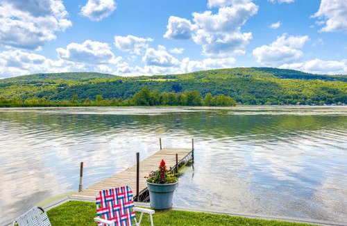 Middlesex House | Canandaigua Lakefront Gem with Dock and Boat Slip