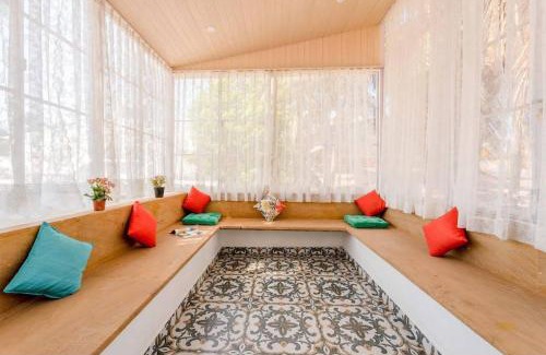 Sinquerim Villa | Candolim Bliss Villa with pvt Pool -300 m walk to beach