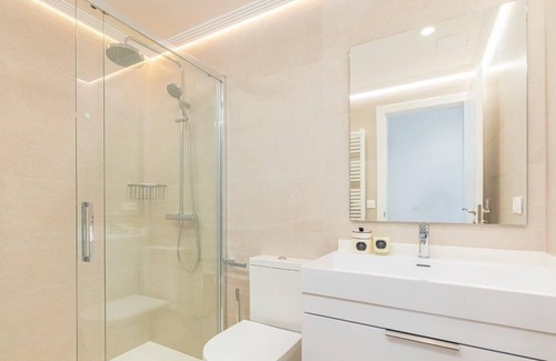 Portonovo Condo | Canelas Luxury