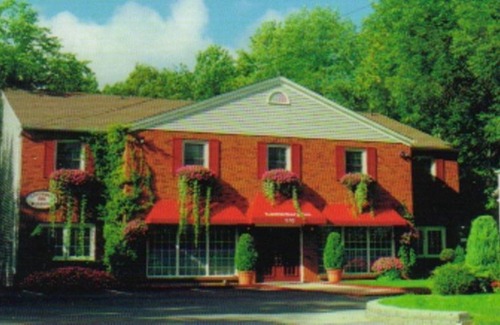 Historic Old Town House | Canterbury Inn