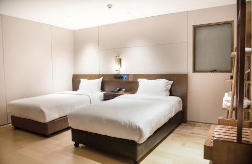 Haizhu Hotel | Canton Fair Hotel-Close to Canton Tower-Free Canton Fair Shuttle Bus and Free Breakfast-囍啡酒店