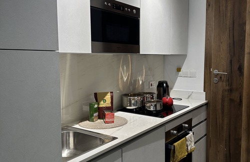 Labadi Apartment | Cantonments Studio Apartment, Accra
