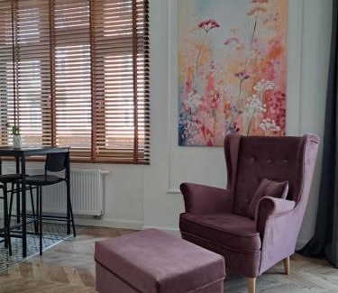 Katowice Apartment | CanvasHome Apartamenty