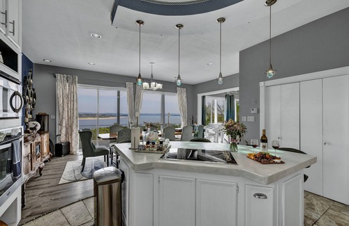 Canyon Lake House | Canyon Lake Luxury Pool Games & Stunning Views