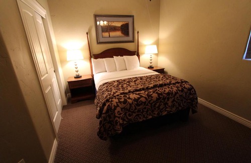 Washington Hotel | Canyon Villas at Coral Ridge