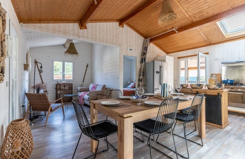 Lanton Ski Chalet | Capfun, 5 stars, 64 m² with pool and terrace