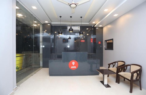 Sahibabad Hotel | Capital O 12807 Amaira Hotel And Banquets