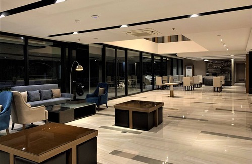 Malabanias Hotel | Capitol Hill Hotel and Suites