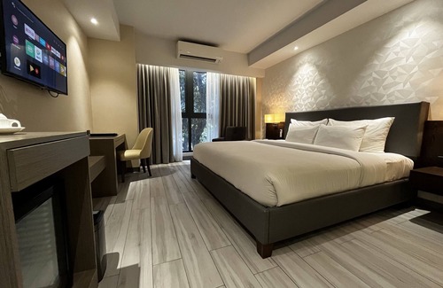 Malabanias Hotel | Capitol Hill Hotel and Suites