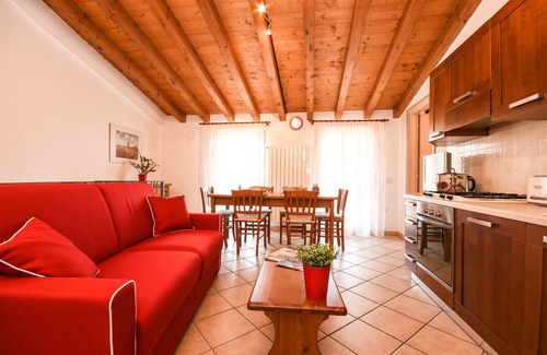 Portese Apartment | Cappuccino: with balcony and near to the beach