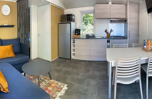 Thonon-les-Bains RV Rental | Caravan 'Les Bord Du Lac Leman' with Lake View, Shared Terrace and Private Garden