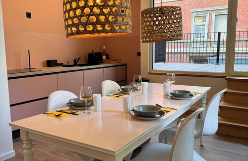 Weimar Apartment | Carl von Limone