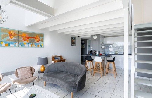 Carnac Apartment | Carnac - Superbe duplex 3 pièces avec piscine, Wifi et parking, à 1 km de la plage