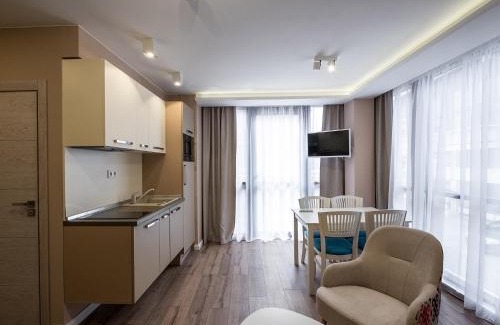 Varna City Centre Hotel | Caro Apartments & Rooms