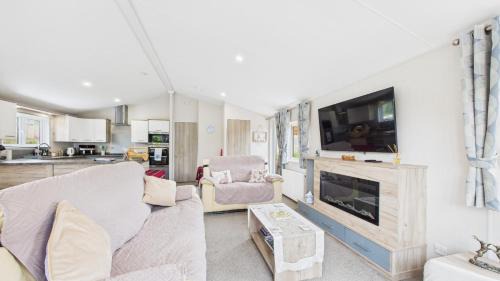 Ryde Ski Chalet | Carpenters Lodge the perfect dog friendly retreat