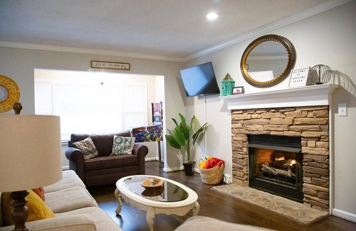 East Ellijay Condo | Cartecay Catch -Comfortable Condo on the Cartecay River