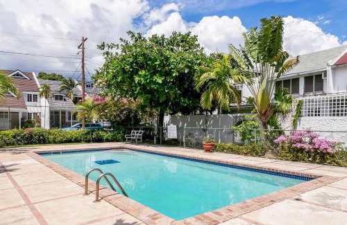 New Kingston Villa | Carter's Nest Villa - New Kingston - FIWI