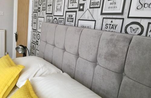 Carlisle House | Cartref Guest House