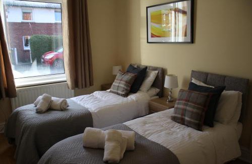 Carlisle Apartment | Carvetii - Quentin House - Near Hospital, max 7 ppl