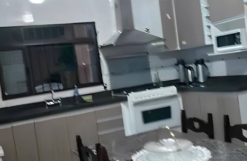 Canto do Forte House | Casa Térrea c/Piscina, 3 Suítes, Acomoda 15 Pessoas e Eventos, P. Grande/forte
