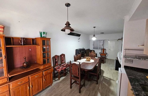 Concordia House | casa 1 dormitorio y sala de estar con capacidad 4 personas más, AC , con WiFi,