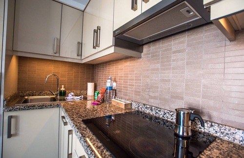 Los Mojones Apartment | Casa Anemona with terrace, shared pool, sea views and free wifi