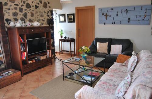 Isora House | Casa Anita
