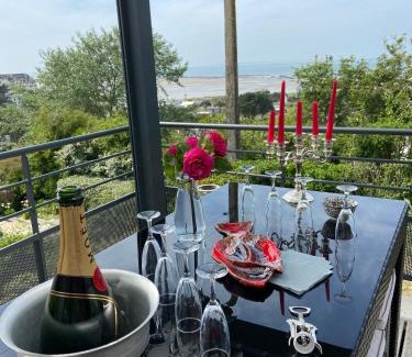 Donville-les-Bains Villa | Casa Antoine 15pers : vue mer, 10 min à pied plage